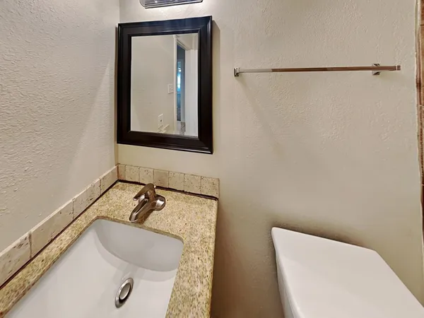$1,820 | 19607 Lake Hollow Lane, Houston, TX 77084