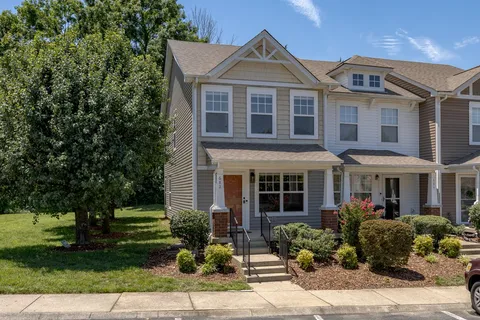 $325,000 | 682 Flintlock Court, Nashville, TN 37217