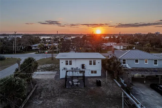 $3,900 | 2061 South Peninsula Drive, Daytona Beach, FL 32118