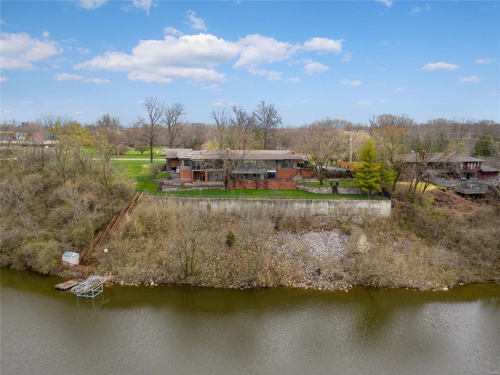 11622 Ladue Road Creve Coeur, MO 63141 - Photo 2 of 32 Gallery Image 2