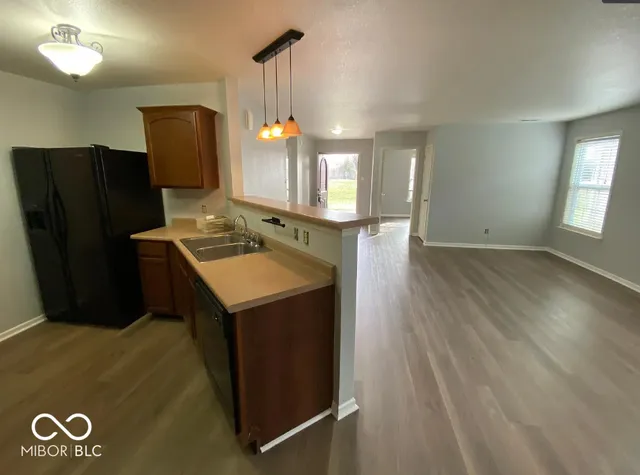 $1,795 | 12220 East 141st Street, Noblesville, IN 46060