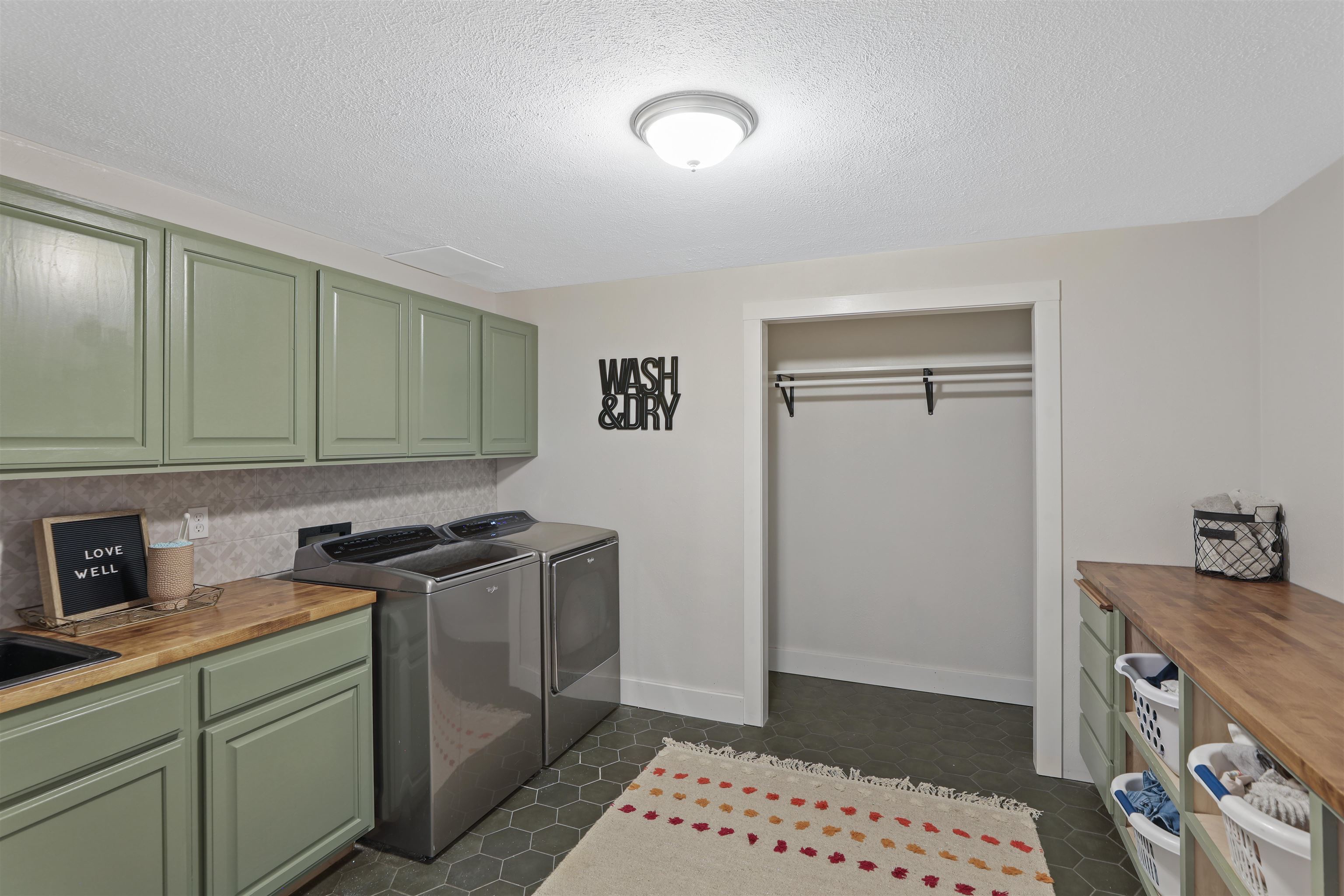704 Upper Terrace Lane Colbert, WA 99005 - Photo 37 of 42