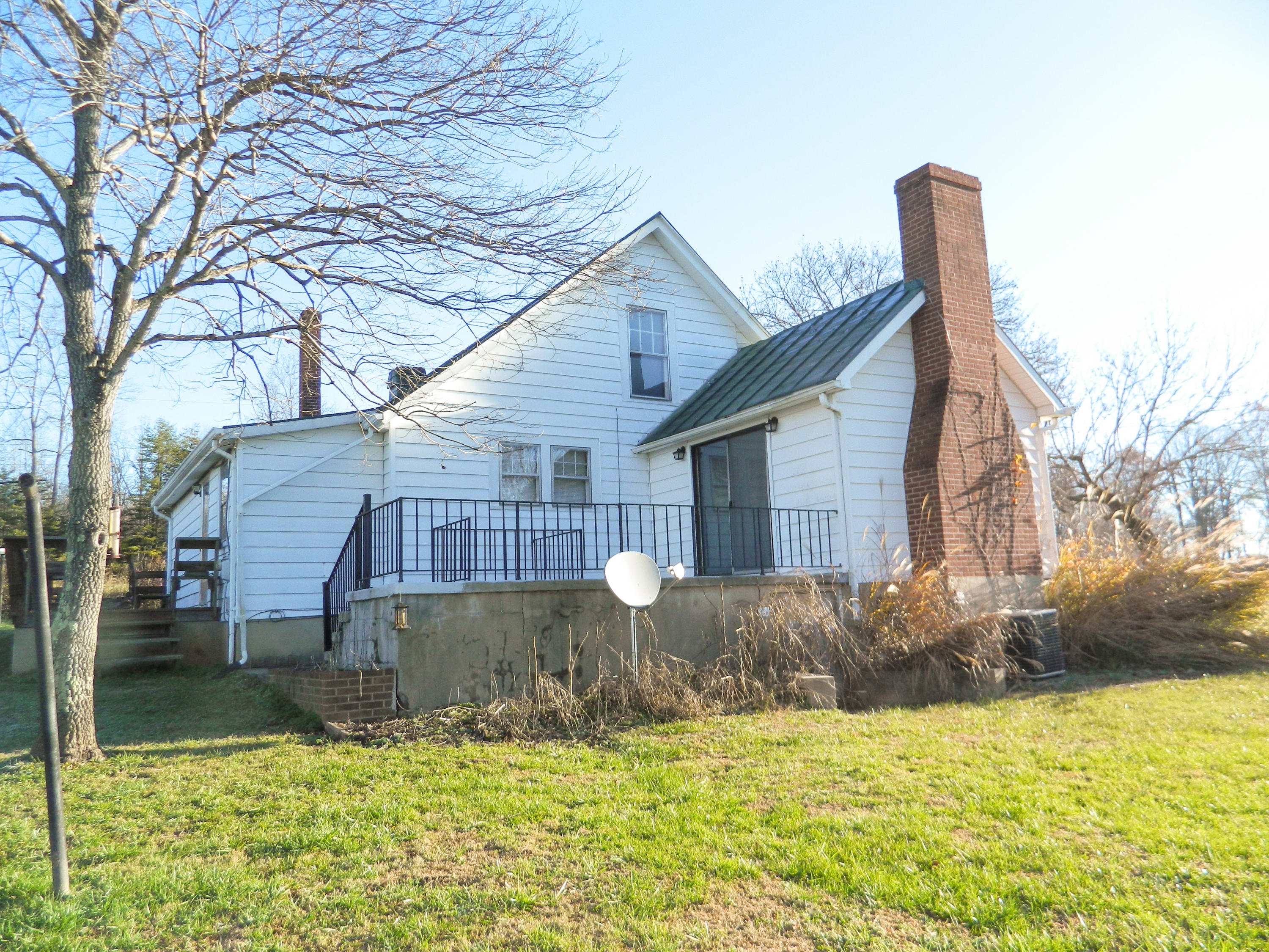 2290 Crestridge Road Bassett, VA 24055 - Photo 3 of 37 3