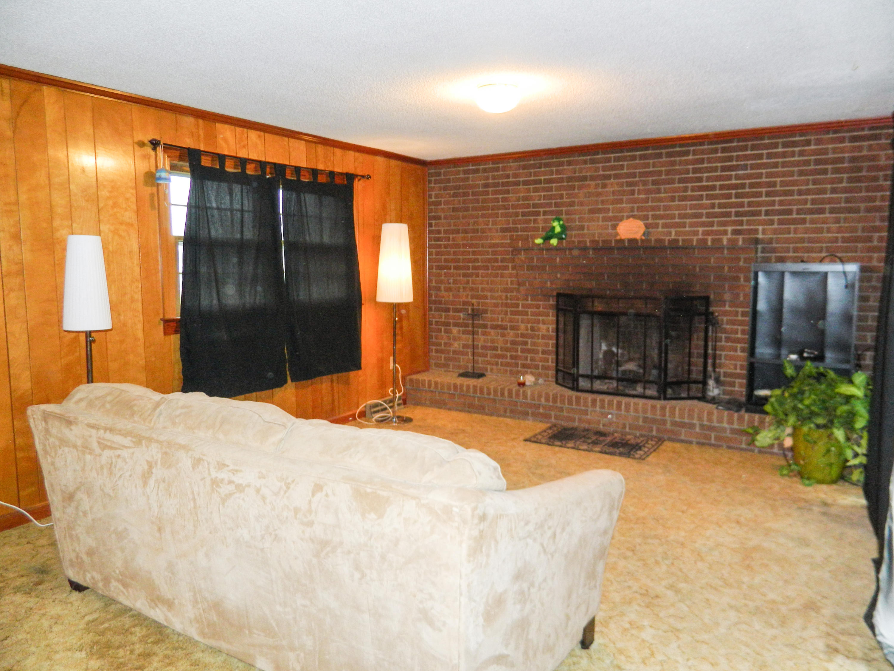 2290 Crestridge Road Bassett, VA 24055 - Photo 10 of 37 10