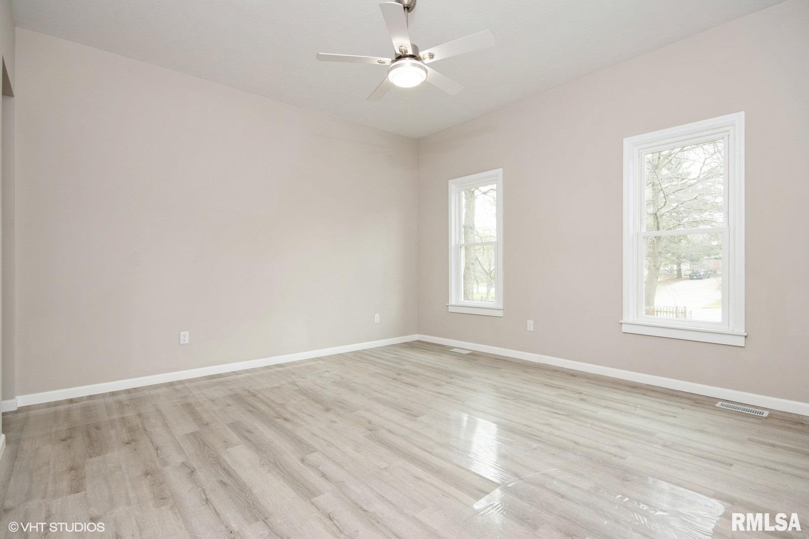 1517 North 5th Street Springfield, IL 62702 - Photo 2 of 14