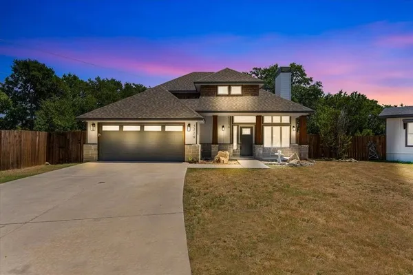 $342,880 | 5119 San Marcos Court, Granbury, TX 76048