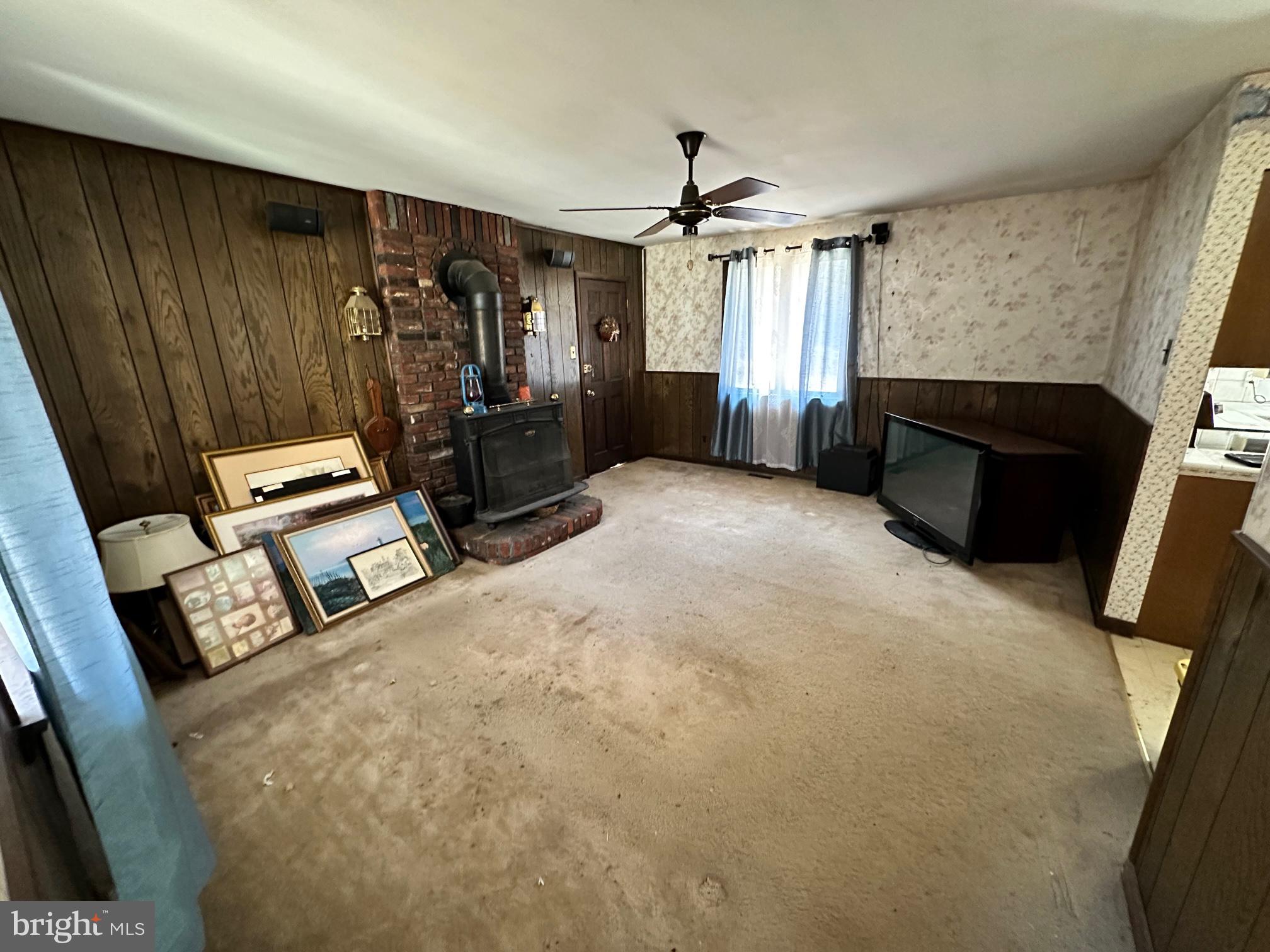 326 Pitman Road Sewell, NJ 08080 - Photo 6 of 28