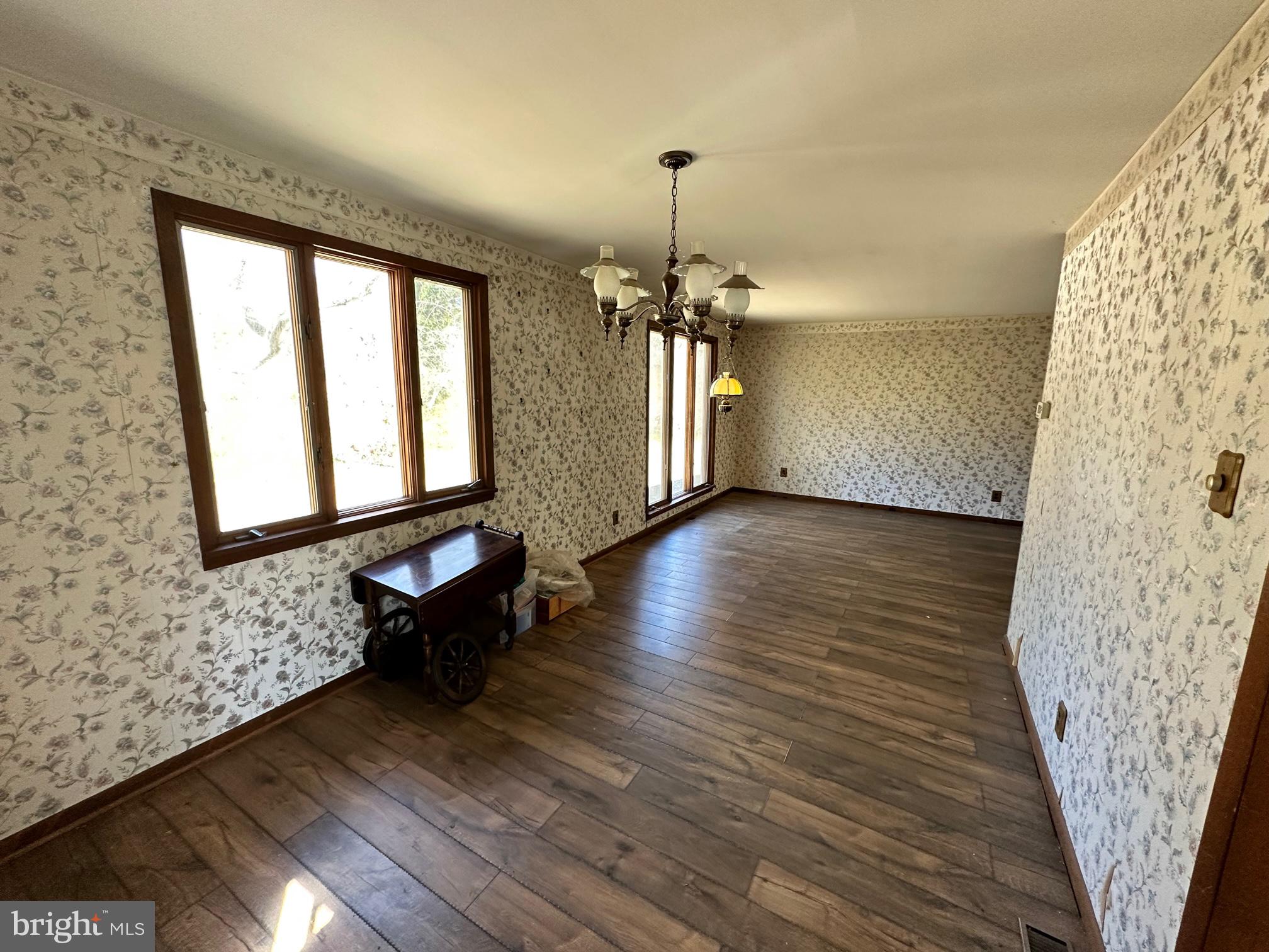 326 Pitman Road Sewell, NJ 08080 - Photo 10 of 28