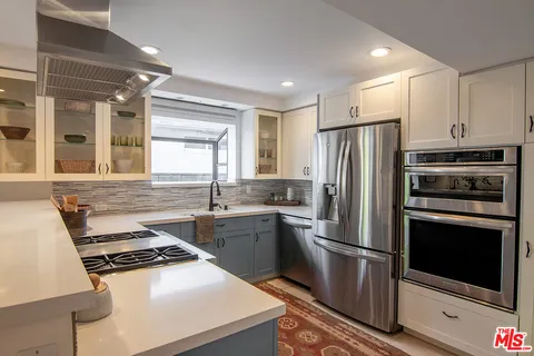 $1,099,000 | 1639 Selby Avenue, Unit B, Los Angeles, CA 90024