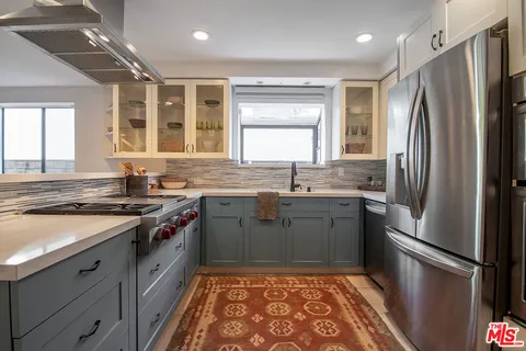$1,099,000 | 1639 Selby Avenue, Unit B, Los Angeles, CA 90024