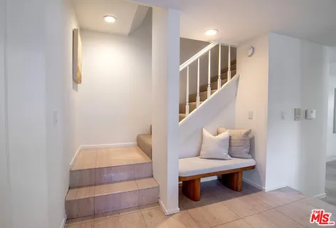 $1,099,000 | 1639 Selby Avenue, Unit B, Los Angeles, CA 90024