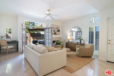 $1,099,000 | 1639 Selby Avenue, Unit B, Los Angeles, CA 90024