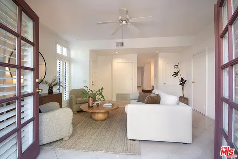 $1,099,000 | 1639 Selby Avenue, Unit B, Los Angeles, CA 90024