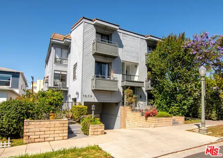 $1,099,000 | 1639 Selby Avenue, Unit B, Los Angeles, CA 90024