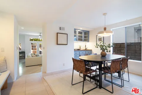 $1,099,000 | 1639 Selby Avenue, Unit B, Los Angeles, CA 90024