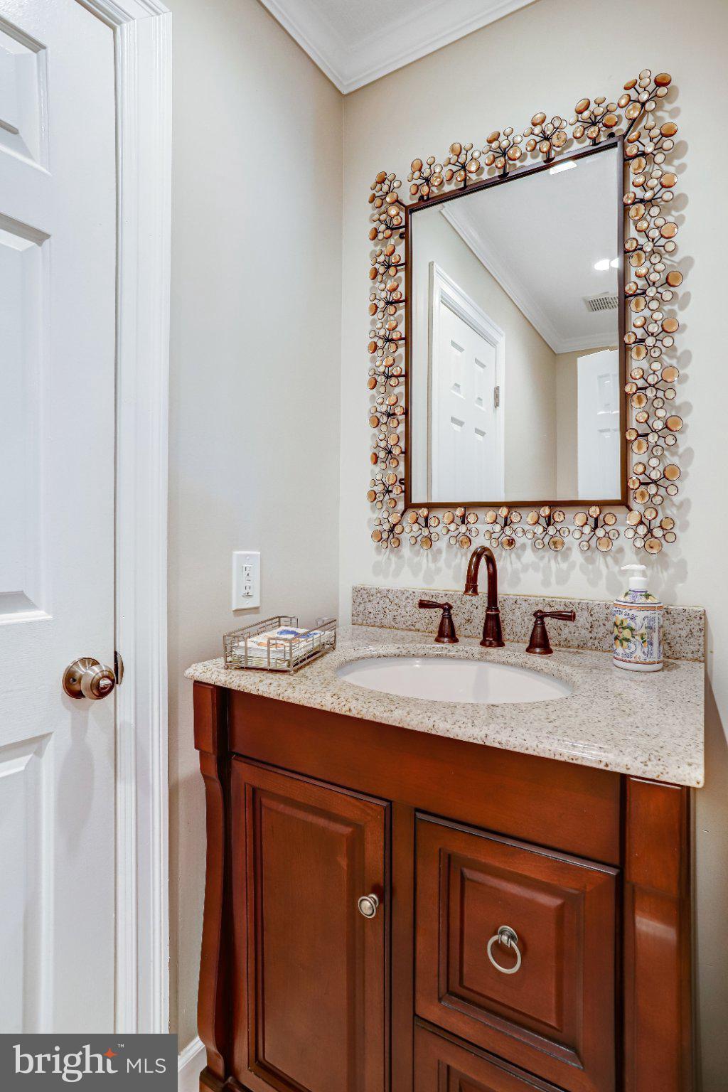 229 Windridge Acres Court Silver Spring, MD 20905 - Photo 25 of 86 Gallery Image 25