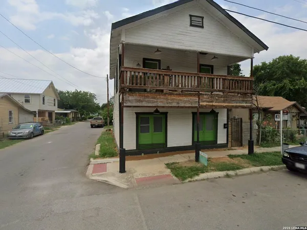 $1,350 | 333 Frio City Road, Unit 1, San Antonio, TX 78207