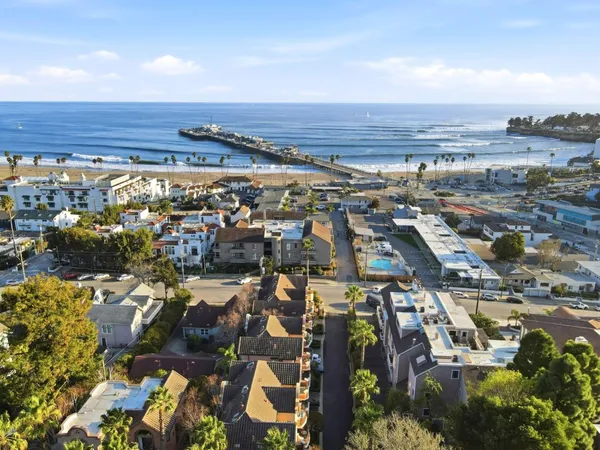 $1,565,000 | 206 Villa Mar Vista, Santa Cruz, CA 95060