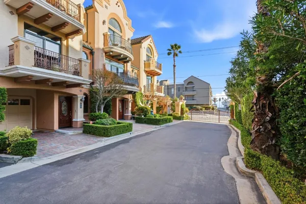 $1,565,000 | 206 Villa Mar Vista, Santa Cruz, CA 95060