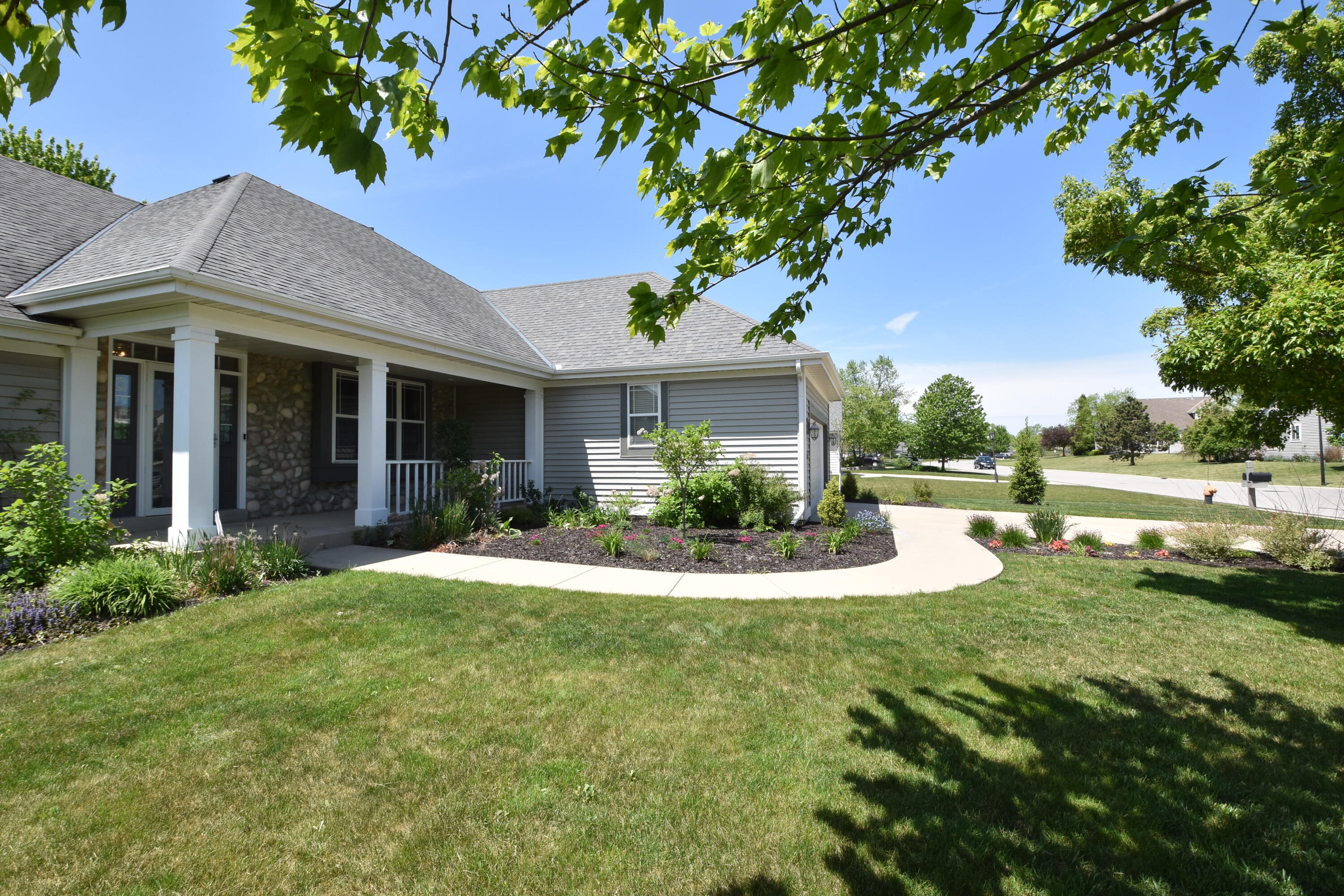 3326 Emmertsen Road Caledonia, WI 53406 - Photo 42 of 54 MMG_0294