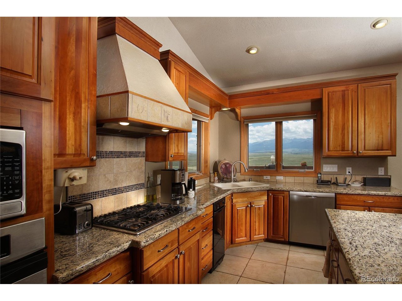 775 Lakeview Road Westcliffe, CO 81252 - Photo 10 of 40 Gallery Image 10