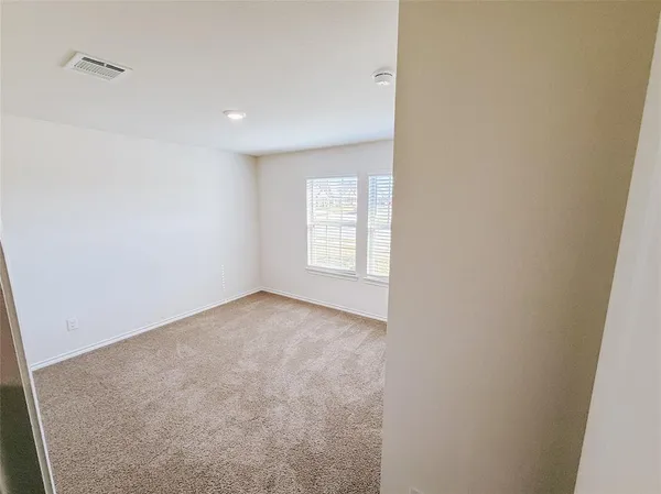 a view of empty room with window