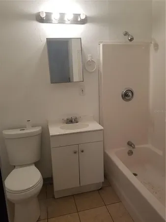 $2,950 | 2107 West Chestnut Street, Tampa, FL 33607