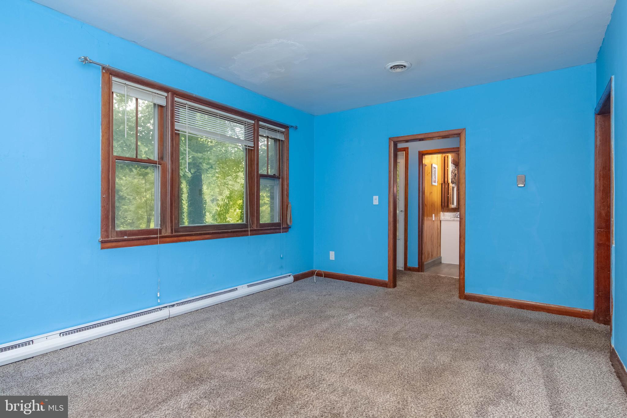 2525 Friendship Road Fallston, MD 21047 - Photo 33 of 53 Living Room