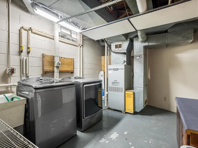 $232,850 | 2418 South 7th Street, Sheboygan, WI 53081