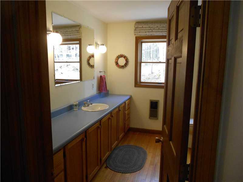 57 Spruce Cove Road Harpswell, ME 04079 - Photo 13 of 35 Bathroom.