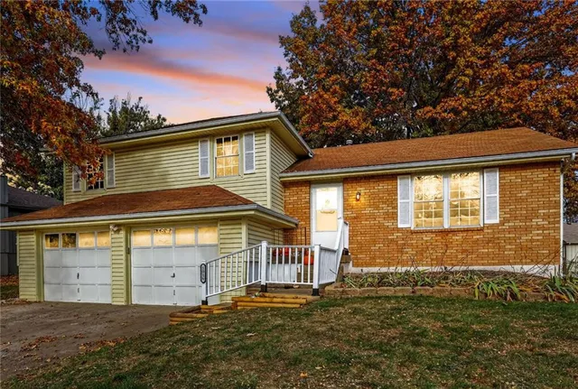 $305,000 | 1016 Northeast 104th Terrace, Kansas City, MO 64155