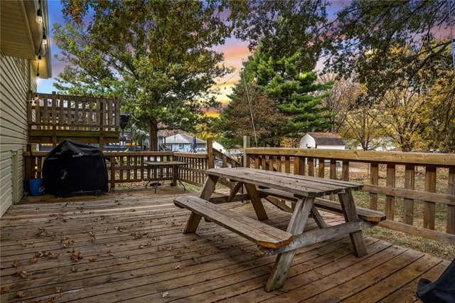 $305,000 | 1016 Northeast 104th Terrace, Kansas City, MO 64155