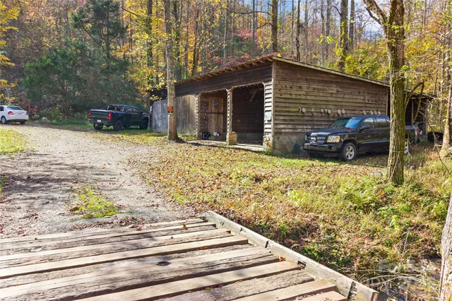 $375,000 | 5668 Longbottom Road, Hays, NC 28635