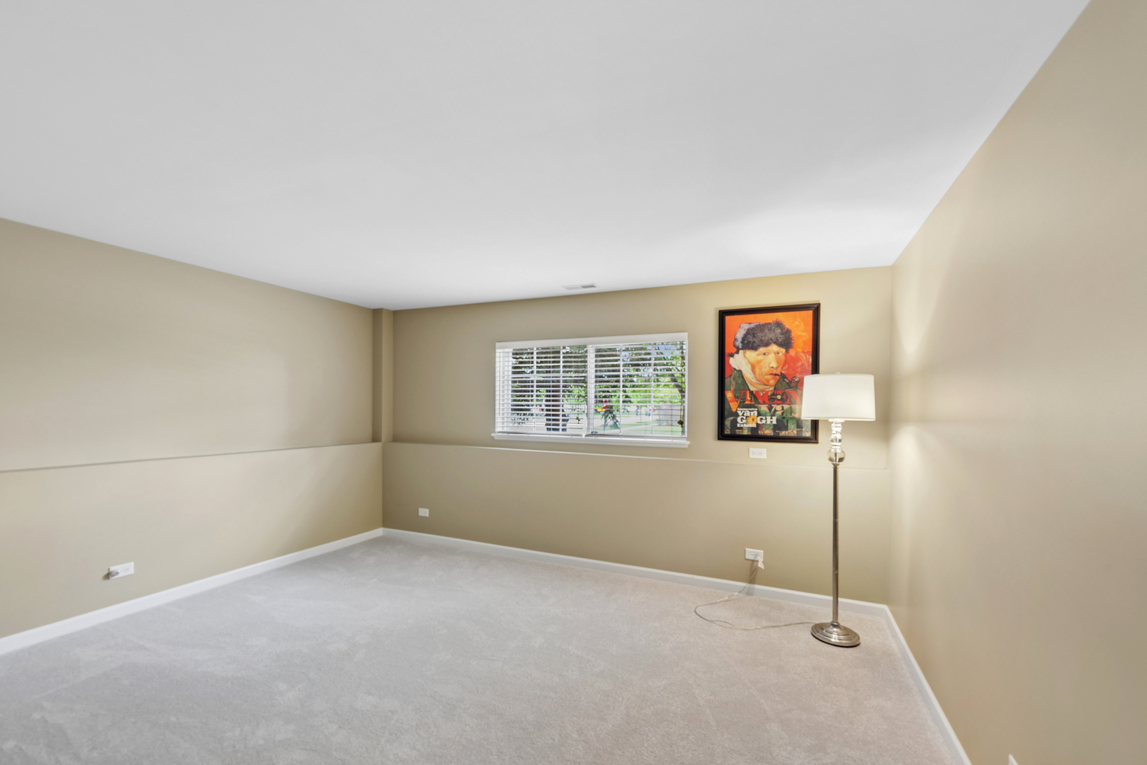 1009 Alberta Road Elgin, IL 60124 - Photo 10 of 20