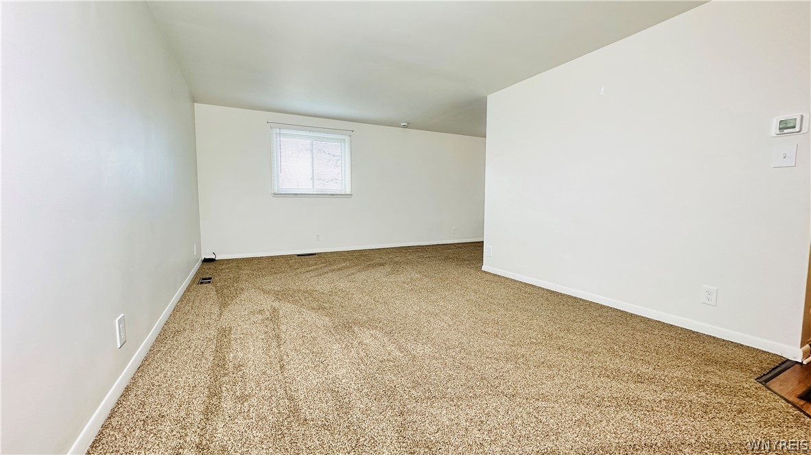 954 Brighton Road Tonawanda, NY 14150 - Photo 6 of 42