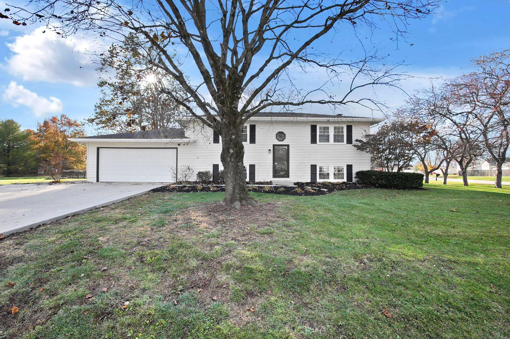 282 River Forest Road Southwest Pataskala, OH 43062 - Photo 1 of 61 1-web-or-mls-282-river-forest-rd-sw
