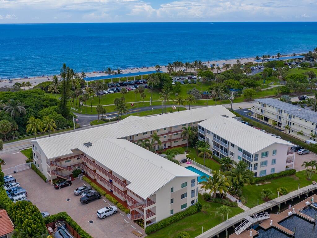 6530 North Ocean Boulevard, Unit 301 Ocean Ridge, FL 33435 - Photo 25 of 33 Aerial to the East