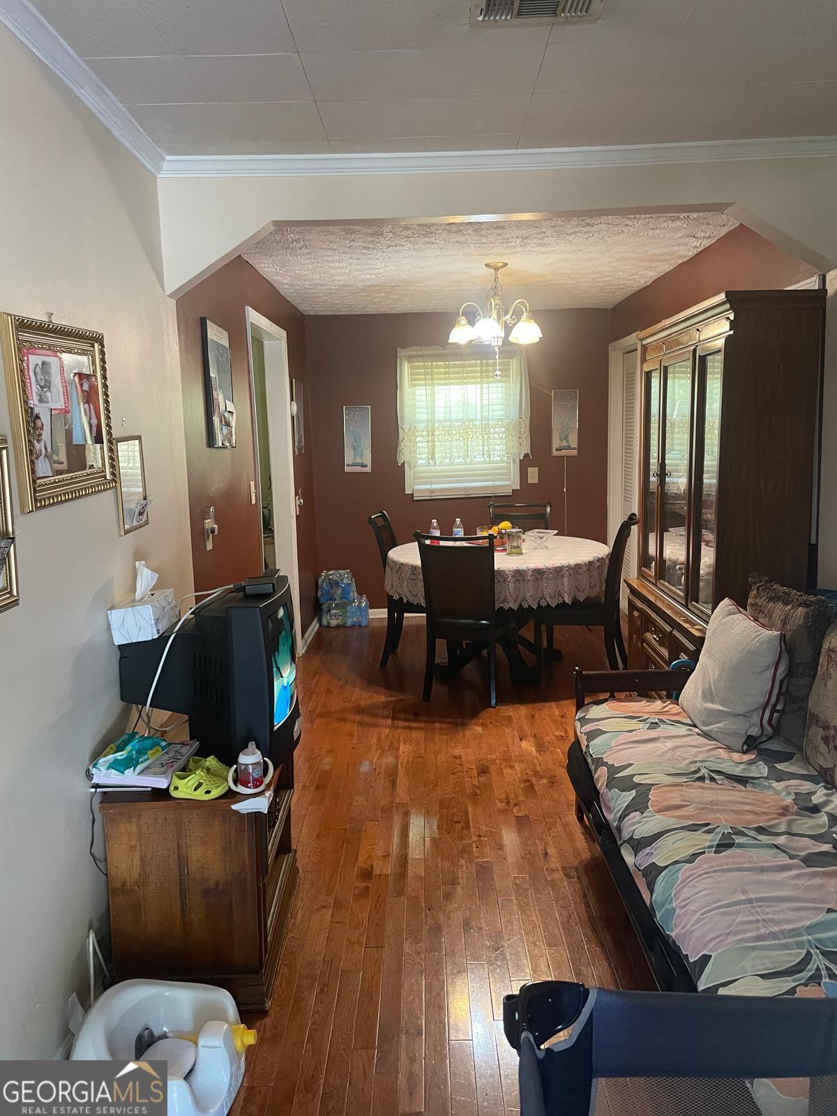 4134 Hanes Drive Decatur, GA 30035 - Photo 5 of 8