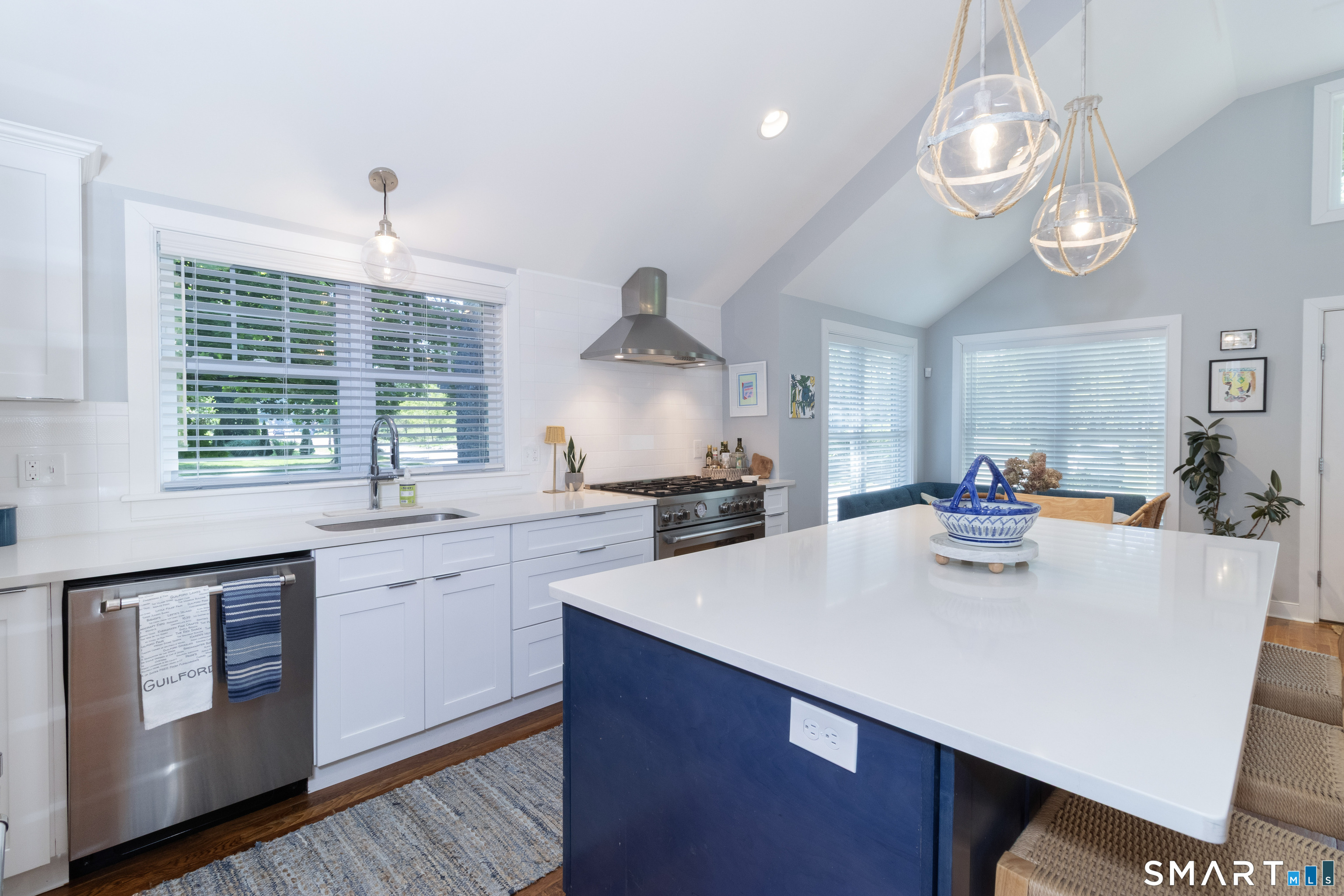 98 Union Street Guilford, CT 06437 - Photo 8 of 35