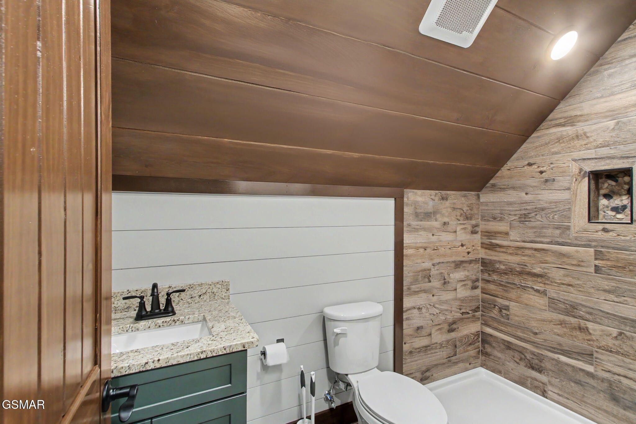 1756 Stinnett Road Sevierville, TN 37876 - Photo 33 of 53 Gallery Image 33