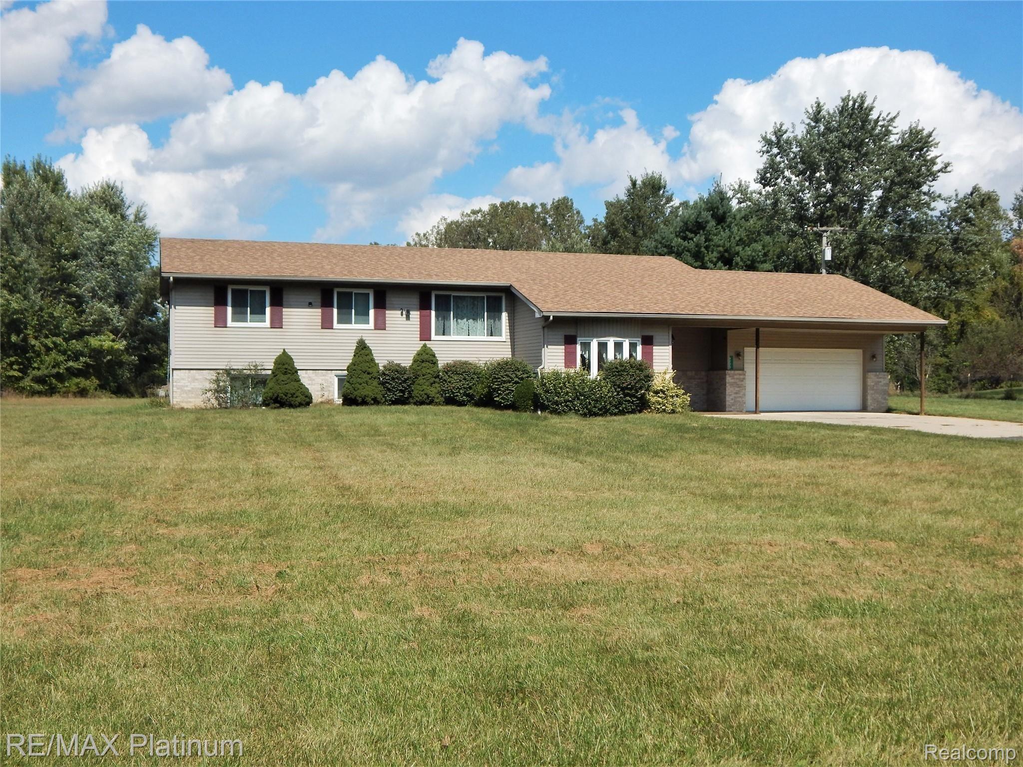 9775 Judd Road Willis, MI 48191 - Photo 3 of 60 DSCN0495.JPG