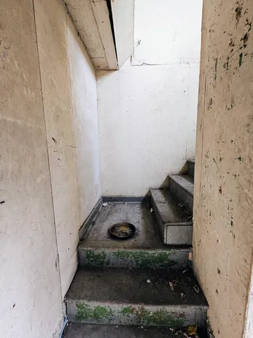 $11,000 | 2208 Nichols Place, Gary, IN 46407