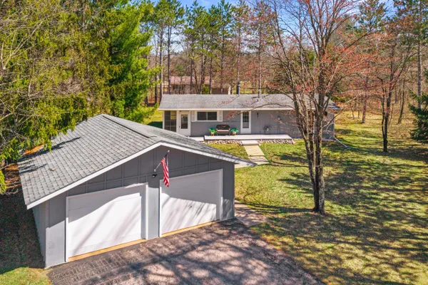 $324,900 | 832 Norwich Court, Rome, WI 54457