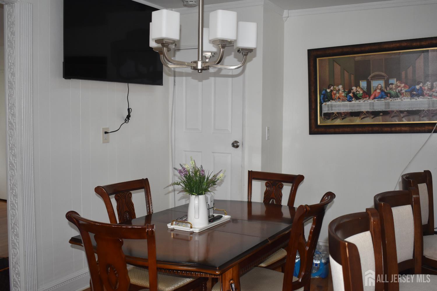 193-193 McFarlane Road Colonia, NJ 07067 - Photo 4 of 7 a dining room with furniture and wooden floor