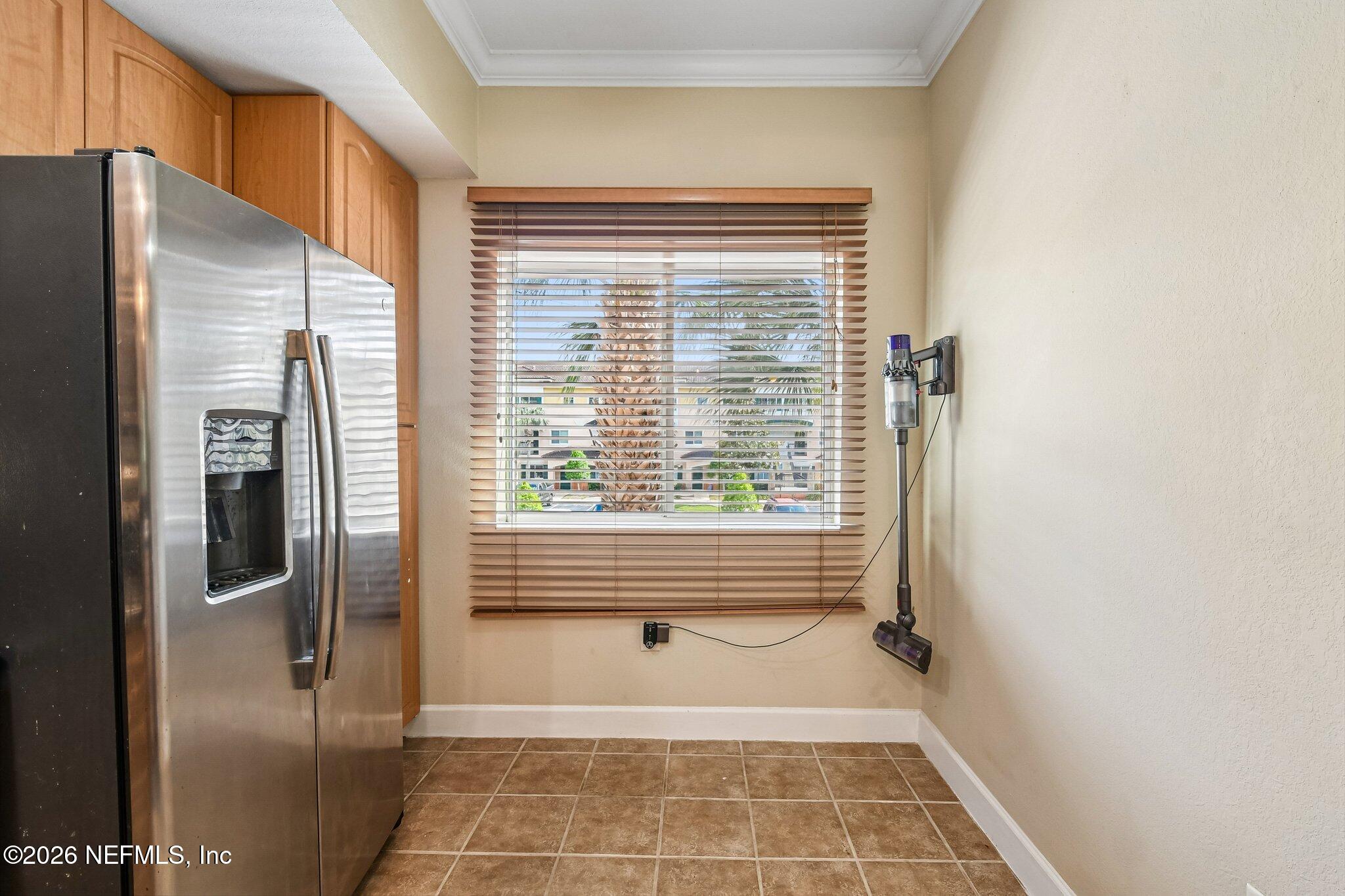 9745 Touchton Road, Unit 1129 Jacksonville, FL 32246 - Photo 19 of 57 Kitchen 3rd View