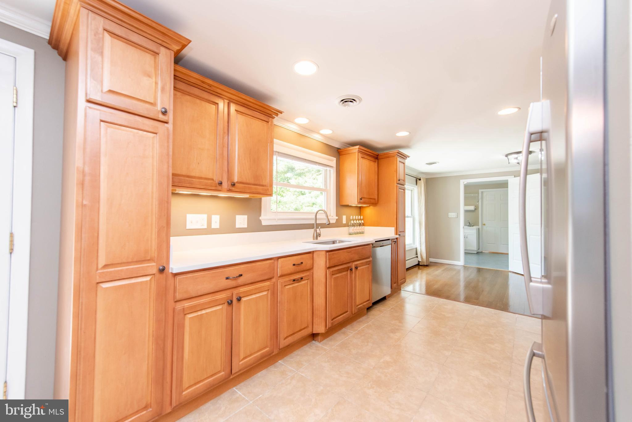 5365 Kerger Road Ellicott City, MD 21043 - Photo 14 of 47 Kitchen