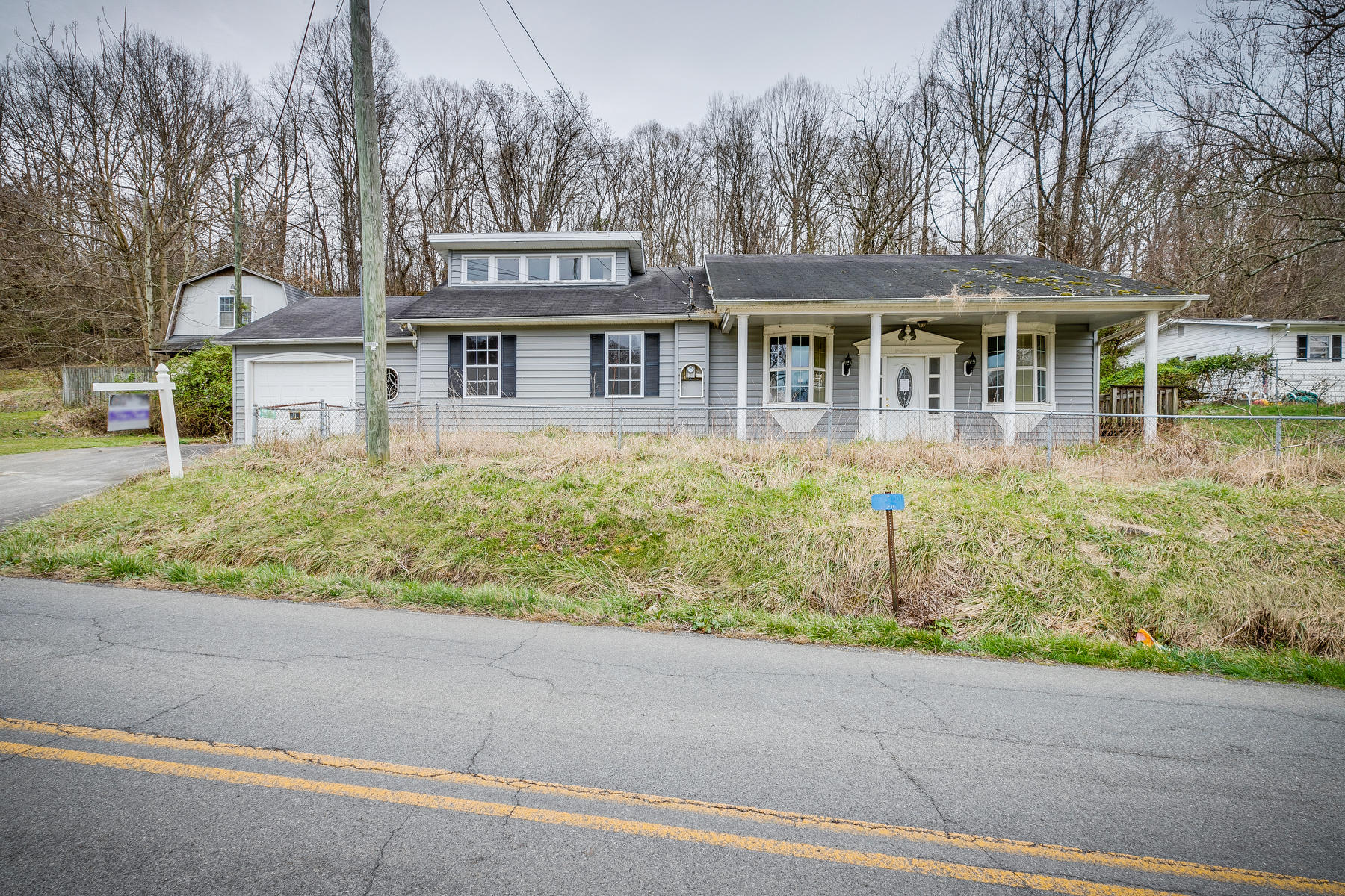 904 Chadwell Road Kingsport, TN 37660 - Photo 1 of 19 001