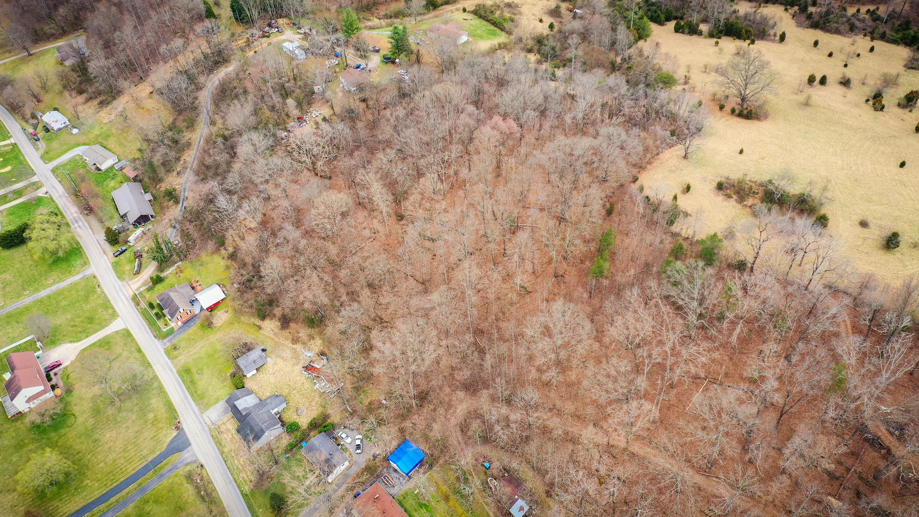 904 Chadwell Road Kingsport, TN 37660 - Photo 10 of 19 108