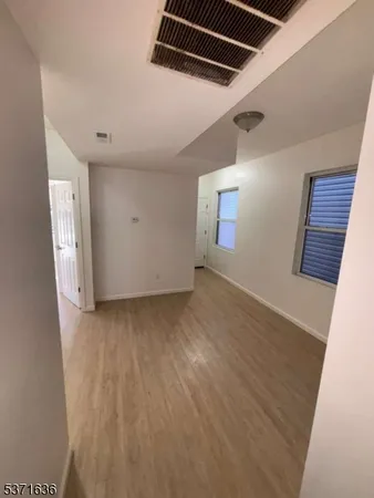 $2,100 | 60 South 12th Street, Unit 3, Newark, NJ 07107
