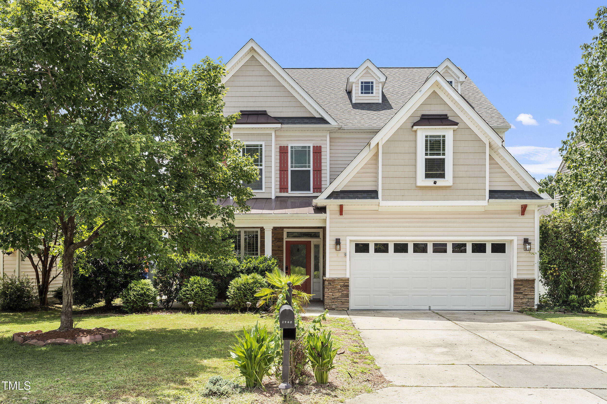 2940 Landing Falls Ln [2397648]_02